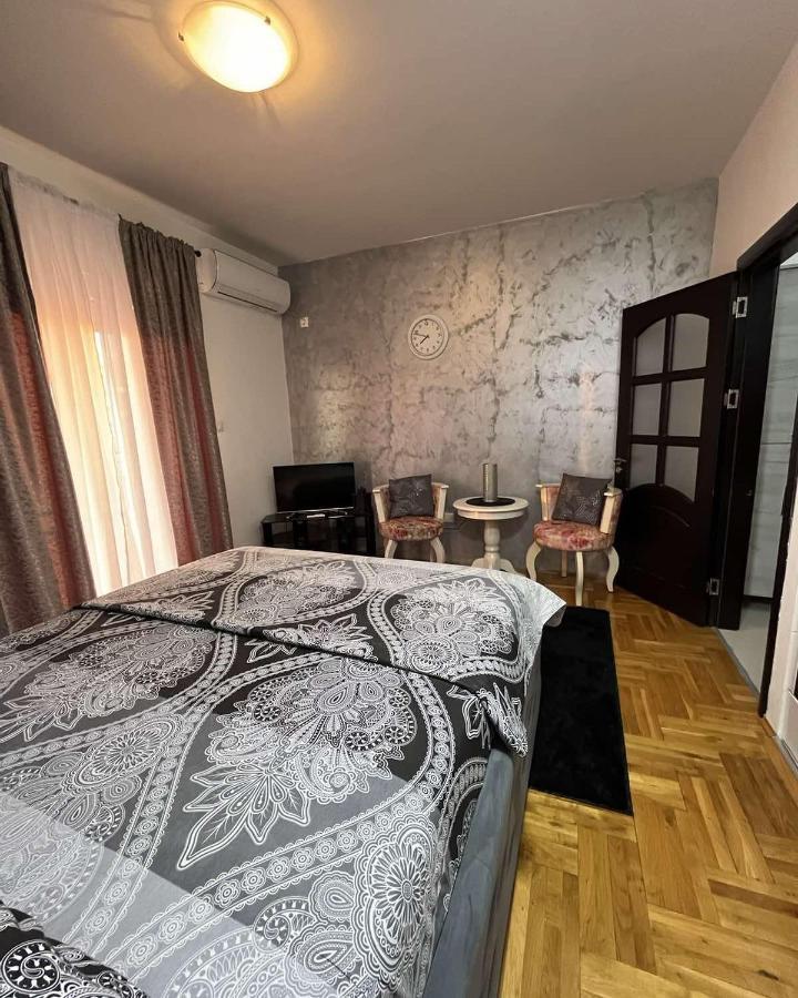 Studio Place 8 Ποντγορίτσα Εξωτερικό φωτογραφία