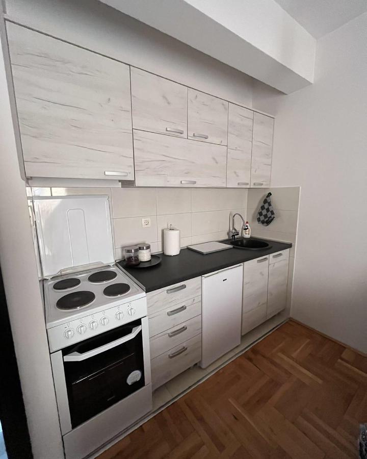 Studio Place 8 Ποντγορίτσα Εξωτερικό φωτογραφία